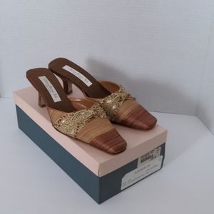 NIB Olivia Rose Talk kitten heels